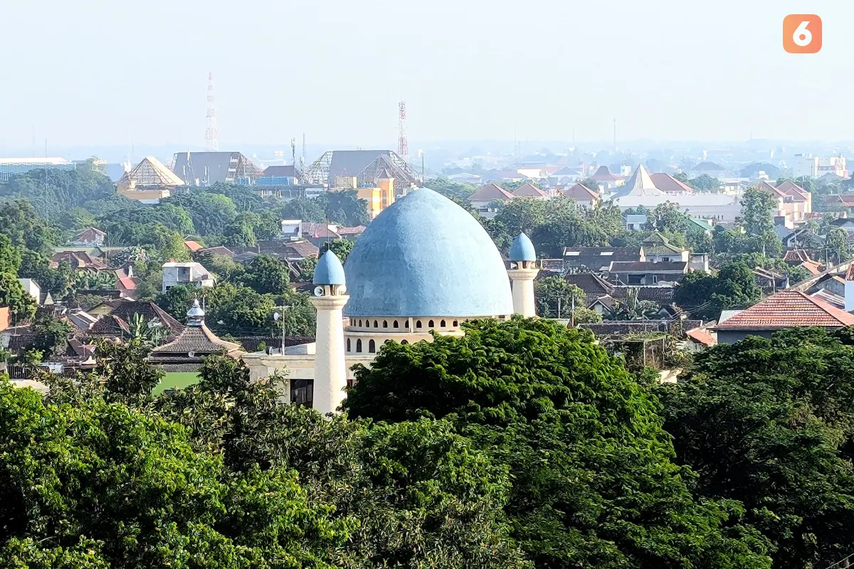 5 Sunnah yang Dianjurkan Saat Hendak Shalat Jumat, Salah Satunya Pakai Baju Putih