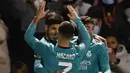 Real Madrid tak butuh lama untuk kembali memimpin pertandingan. Pada menit ke-76, Marco Asensio sukses menjebol gawang Deportivo Alcoyano lewat tendangan kerasnya. (AP/Jose Breton)