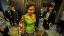 Menteri Kelautan dan Perikanan Susi Pudjiastuti seusai menggelar jumpa pers terkait pertemuannya  dengan Sekretaris AL Amerika Serikat Ray Mabus di Jakarta, Senin (23/3/2015). (Liputan6.com/Faizal Fanani)