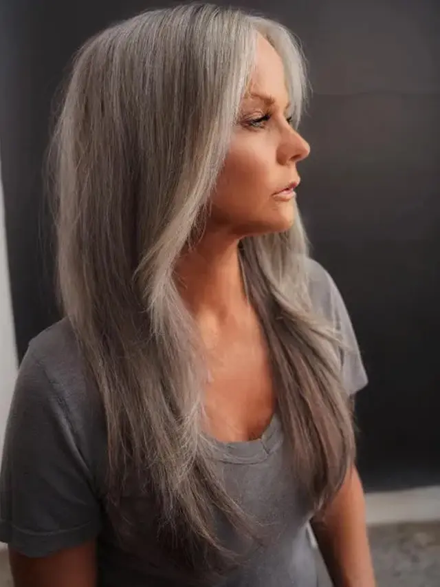 Model Rambut Wanita Usia 50-an