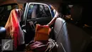 Sejumlah dokumen didapat Tim Satgas Khusus kasus 'Dwelling Time' usai menggeledah Kantor Dirjen Perdagangan Luar Negeri Kemendag, Jakarta, Senin (3/8/2015). (Liputan6.com/Faizal Fanani)