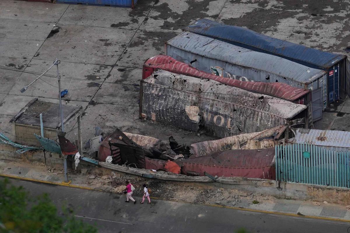 FOTO Jejak Kerusakan Serangan Amerika Serikat di Ibu Kota Venezuela