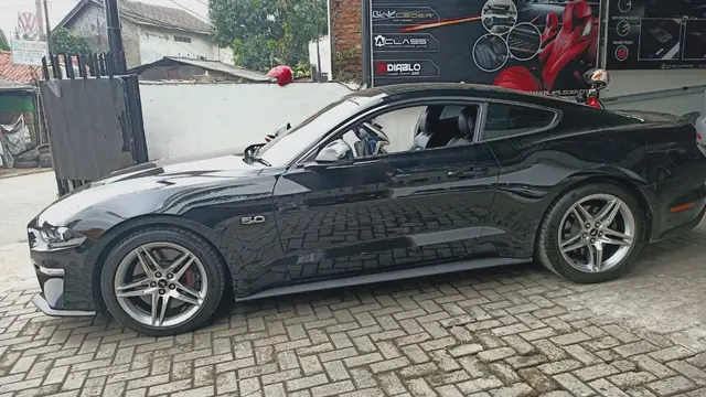 Mobil Sule