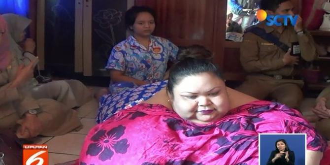 Titi Wati, Wanita Obesitas Asal Palangka Raya Segera Dibawa ke Rumah Sakit