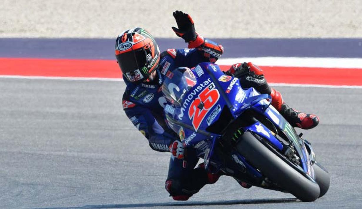 Pebalap Movistar Yamaha, Maverick Vinales, saat sesi kualifikasi MotoGP San Marino di Sirkuit Marco Simoncelli, Minggu (9/9/2018). Lorenzo menjadi yang tercepat dengan catatan waktu 1 menit 31,629 detik. (AFP/Tiziana Fabi)