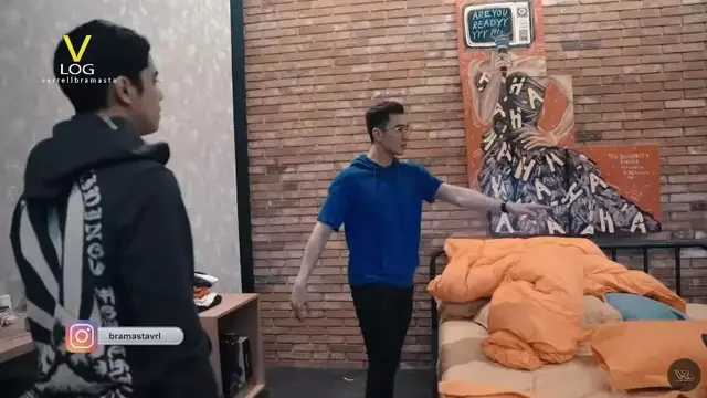 Potret kamar tidur Al Ghazali di rumah Maia Estianty (Sumber: YouTube/BRAMASTA VRL)