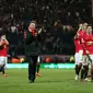 Manajer MU Louis van Gaal usai laga kontra Preston (Reuters)