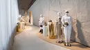 Bertempat di Pan Pacific Hotel, Louis Vuitton hadirkan koleksi Women’s Resort dan Pre-Fall 2025 Collections dengan sangat menarik. Mencerminkan suasana resort yang khas, Louis Vuitton menawarkan pengalaman berbelanja yang spesial dari biasanya. / Foto: Fimela.com.