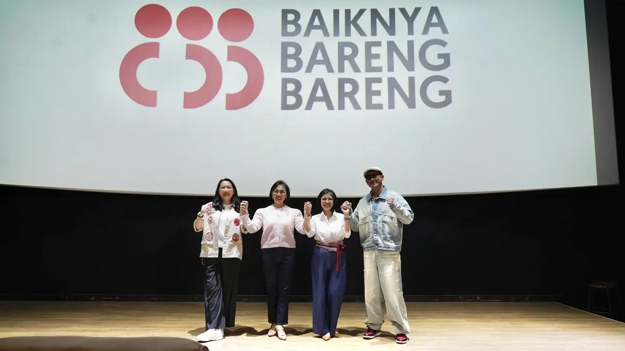 Philia Wibowo, Lili S. Budiana, Aleta Hanafi, dan Denny Sumargo pada Media Talk OCBC Baknya Bareng Bareng (Foto Dok: OCBC Indonesia)