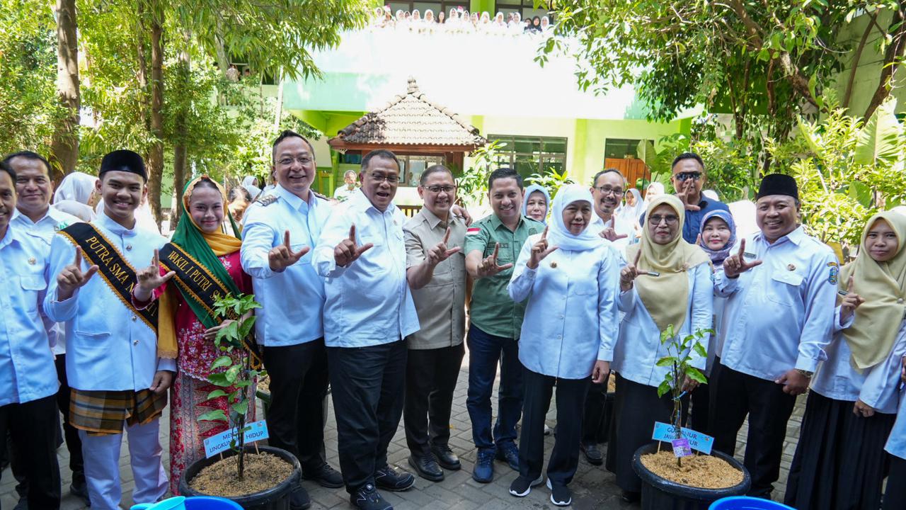 Menteri LH Sebut Jatim Peringkat 1 Nasional Kelola Lingkungan dan Sampah