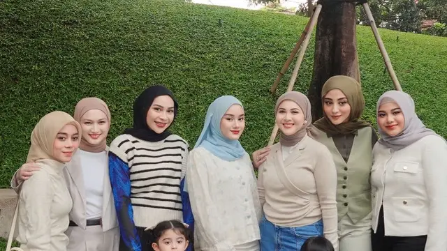 Aurel Hermansyah Setelah Menyandang Status Haji. [@aurelie.hermansyah]