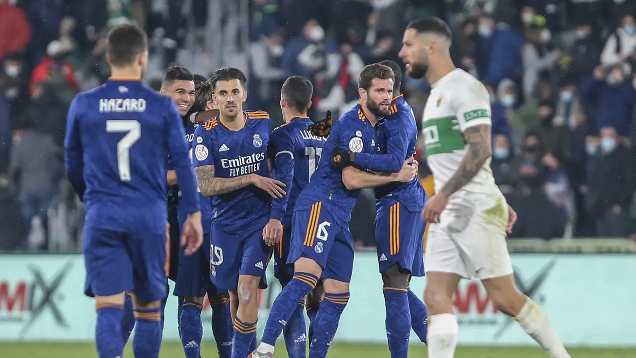 Foto: Hasil Bertolak Belakang di babak 16 Besar Copa Del Rey 2021 / 2022, Barcelona Tumbang, Real Madrid Menang