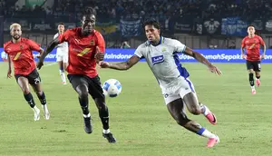 Alasan dan Harapan Persib Bandung Pinjamkan Ramon Tanque