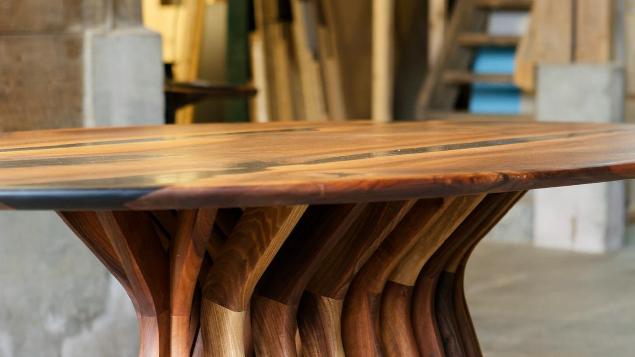 Meja Kayu Minimalis, Pilihan Elegan untuk Ruang Modern