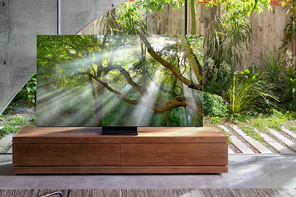 Masuki Era New Normal, Menonton TV Lebih Asyik dengan Infinity Screen