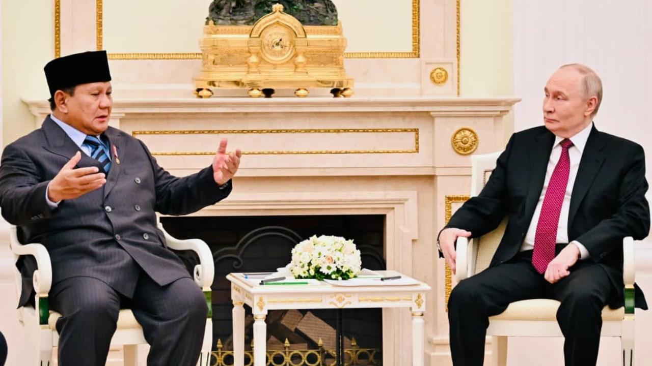 Prabowo Undang Putin ke Indonesia: Jangan ke India Saja