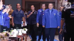 Ketum Partai Demokrat Susilo Bambang Yudhoyono tiba menghadiri Kongres ke V Partai Demokrat di JCC, Jakarta, Minggu (15/3/2020). SBY akan digantikan Agus Harimurti Yudhoyono (AHY) yang telah mendapatkan dukungan 93 persen dari pemegang hak suara Demokrat. (Liputan6.com/Angga Yuniar)