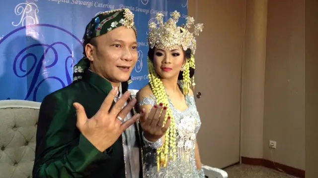 Iwa K dan Istri