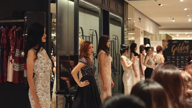 Koleksi Galeries Lafayette untuk Referensi Gaun Pesta Akhir Tahun