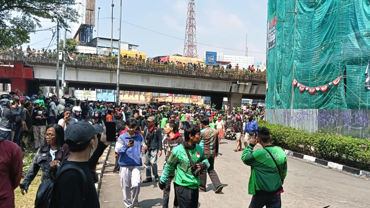 Cerita Driver Ojol Tetap Narik Demi Dapur 'Ngebul' Ketimbang Offbid Demo Hari Ini