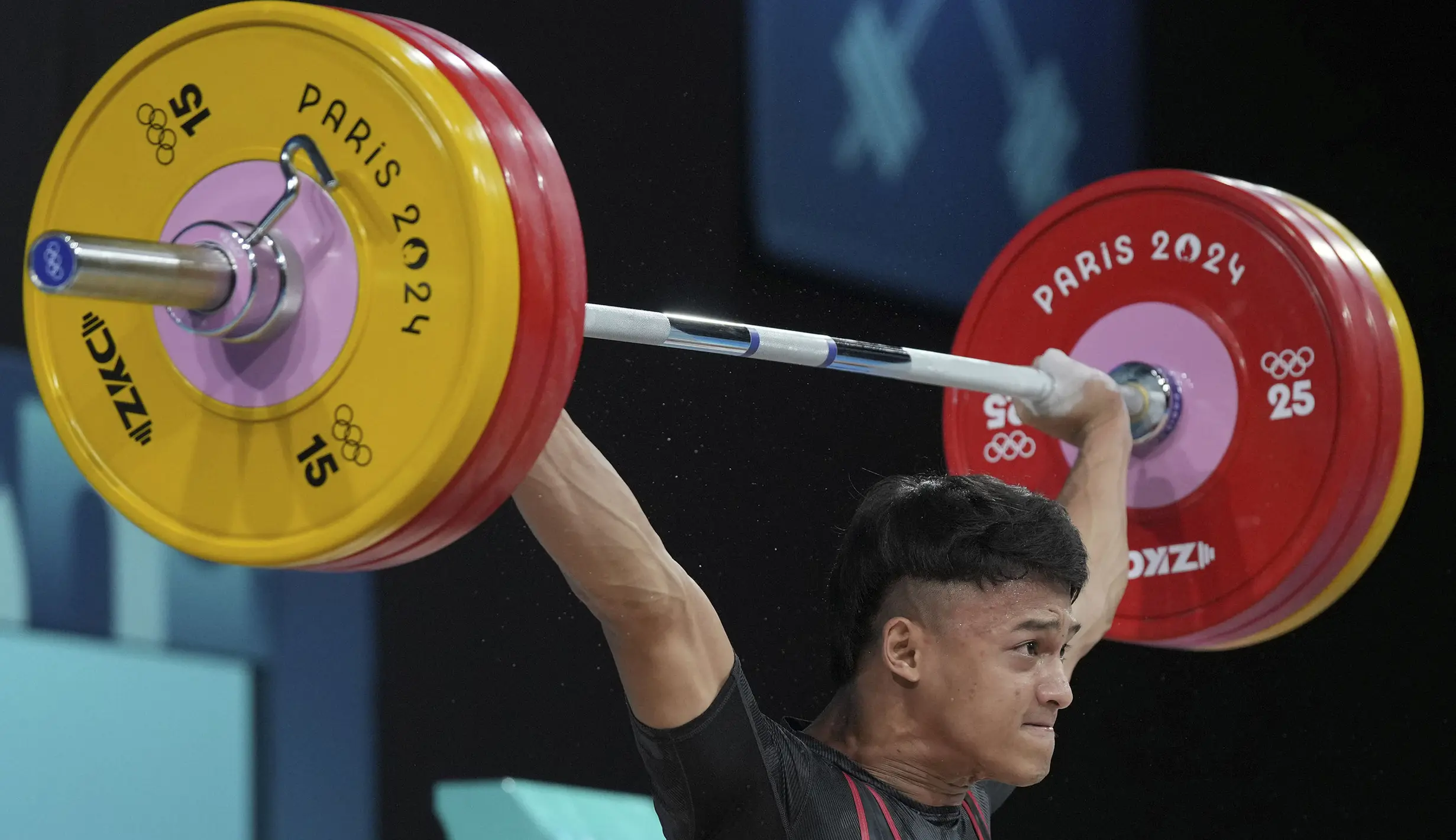 Foto: Pecahkan Rekor Olimpiade, Rizki Juniansyah Sumbang Emas Kedua ...