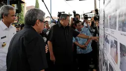 [FOTO] SBY Cek Perbaikan Jalur Pantura di Pekalongan
