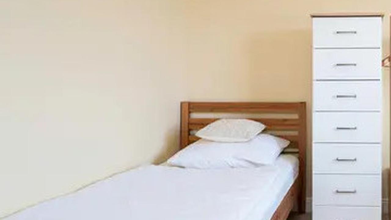 5 Model Kamar Tidur Minimalis Ukuran Kecil untuk 2 Kasur, Cocok untuk Anak Kembar