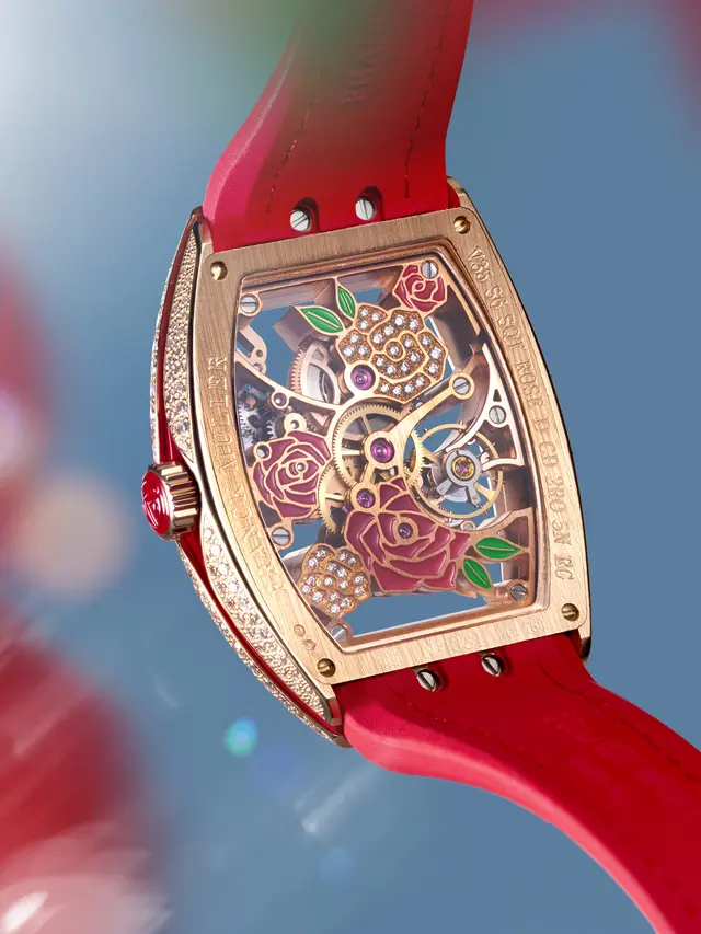 Vanguard Rose Skeleton, Jam Tangan Mewah Feminin dengan Detail Berlian Berbentuk Bunga