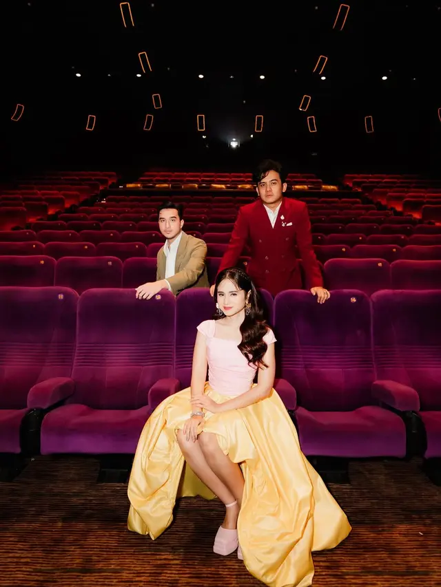 Tissa Biani Pancarkan Aura Princess di Premiere Film Terbaru, Tampil Anggun dengan Visual Disney Princess