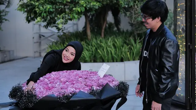 Atta Halilintar - Aurel Hermansyah rayakan wedding anniversary yang kedua (Foto: Instagram attahalilintar)