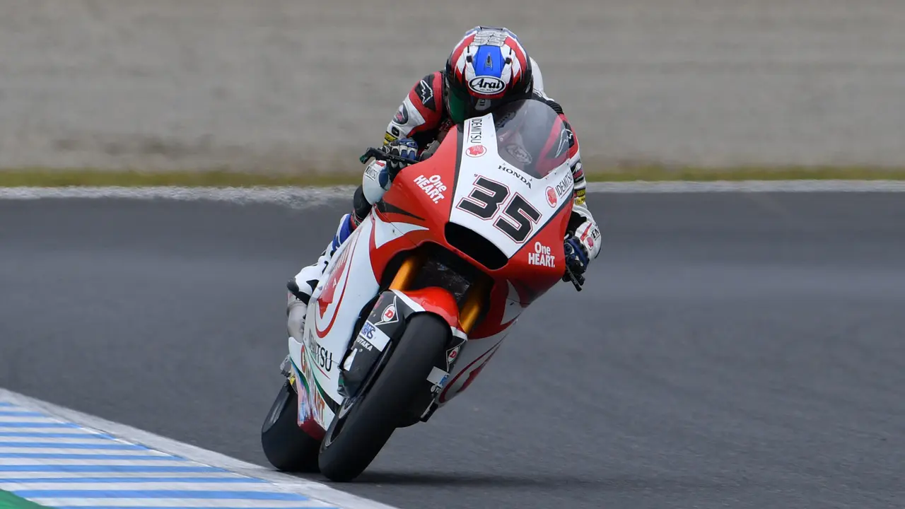 Pembalap Idemitsu Honda Team Asia, Somkiat Chantra.