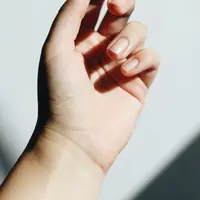 Ilustrasi kuku sehat. (Foto: Unsplash/Jessica Mangano)