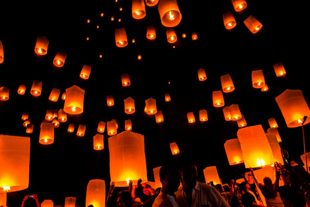 Ilustrasi Festival Lampion Waisak