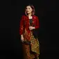 Simak koleksi batik dalam merayakan Hari Kartini dari Happy Salma, Rahayu Saraswati, Wanda Ponika, Merry Riana (Foto: Amanda Hartanto Batik)