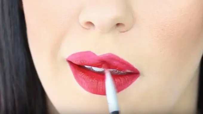 Foto: copyright makeuptutorials.com