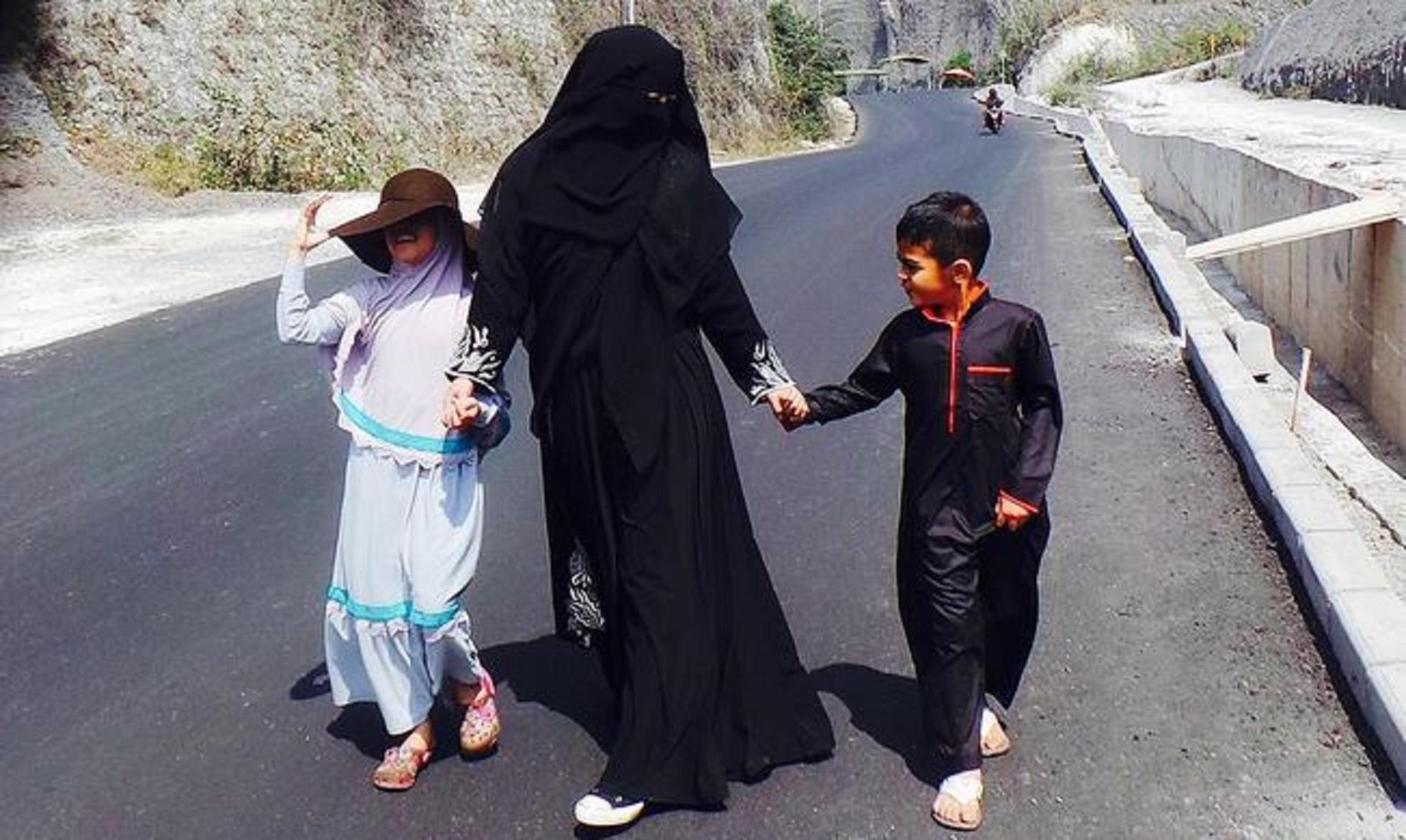 Pipik Dian Irawati Instagram