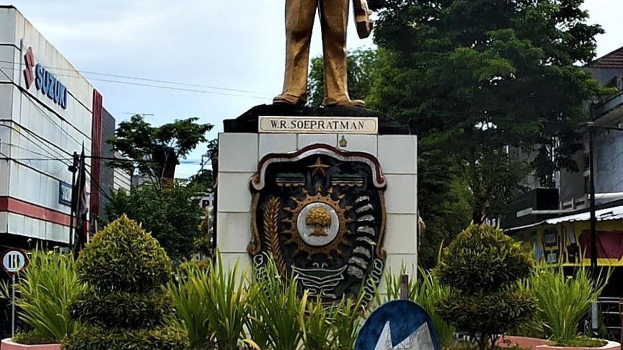 5. W.R. Supratman - Wage Rudolf Soepratman