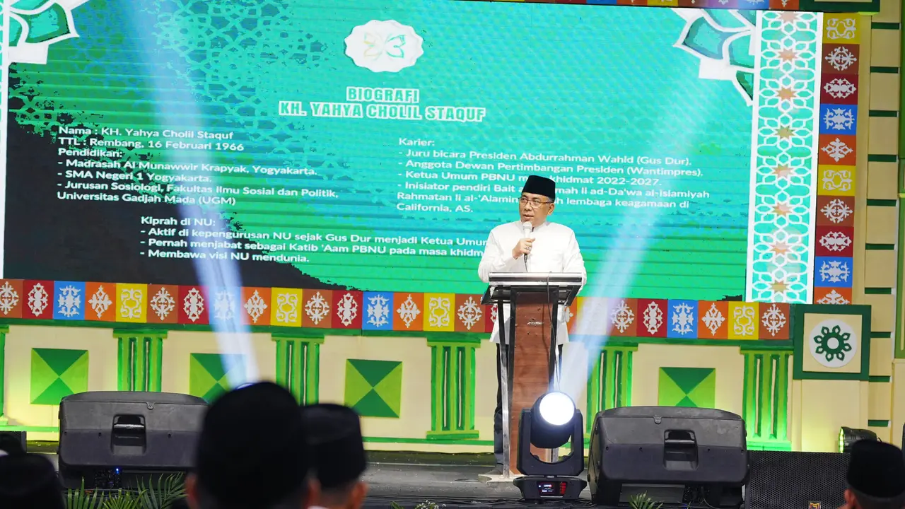 Ketua Umum PBNU, Yahya Cholil Staquf, di Haul Pondok Buntet Pesantren Cirebon, Jawa Barat, Sabtu (2/8/2025) (Istimewa)