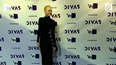 Miley Cyrus menjadi salah satu korban kebakaran California. Walaupun begitu, ia tetap menyumbang untuk para korban kebakaran California.