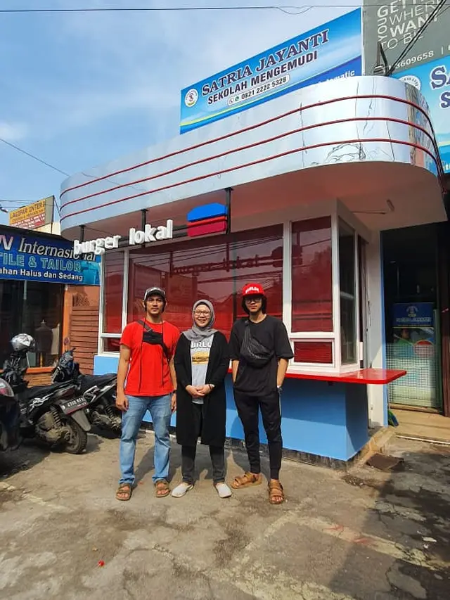 Ketiga Owner Burger Lokal/dok. Burger Lokal