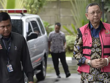 Mantan Dirut PT Asuransi Jiwasraya, Hendrisman Rahim akan menjalani pemeriksaan dari Kejaksaan Agung di Gedung KPK, Jakarta, Senin (20/1/2020). Hendrisman diperiksa sebagai tersangka terkait kasus korupsi PT Asuransi Jiwasraya diperkirakan kerugian negara Rp 13,7 triliun. (merdeka.com/Dwi Narwoko)