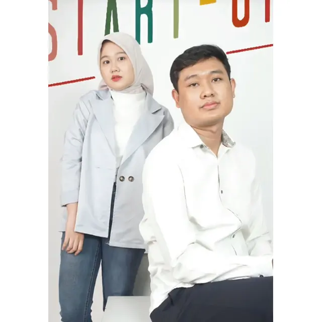 Pasangan Ini Ubah Foto Prewedding Jadi Poster Drakor, 6 Hasilnya Keren
