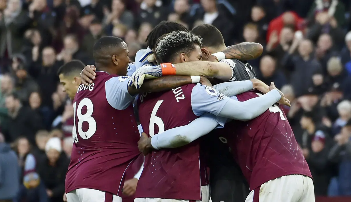Atas hasil negatif itu, untuk sementara Manchester United berada di peringkat kelima klasemen Liga Inggris mengemas 23 poin. Sedangkan Aston Villa naik ke posisi 13 dengan 15 poin. (AP/Rui Vieira)