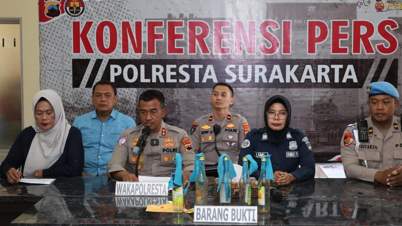 Polisi Tangkap 3 Remaja Bawa 2 Botol Kaca Bersumbu Saat Demo DPRD Solo