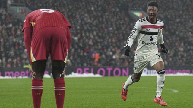 Foto: Momen Gol Amad Diallo yang Gagalkan Kemenangan Kandang Liverpool di Liga Inggris