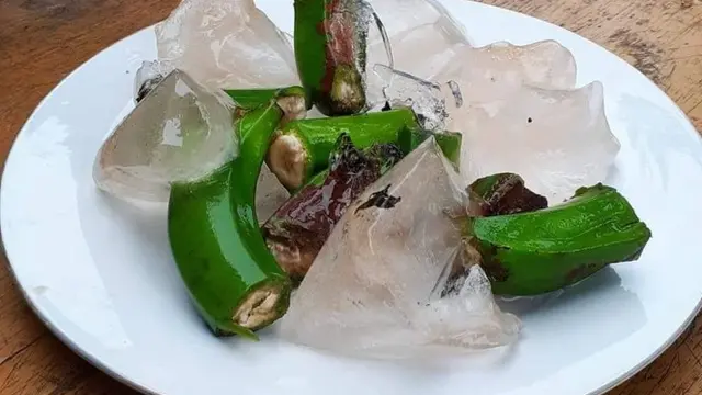 6 Potret Makanan Warna Hijau Nyeleneh Ini Bikin Heran, Ada yang Tak Sesuai