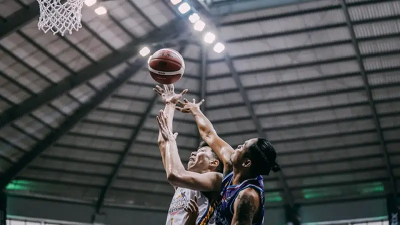 SM Menang Tipis atas Hangtuah di play-off IBL 2022