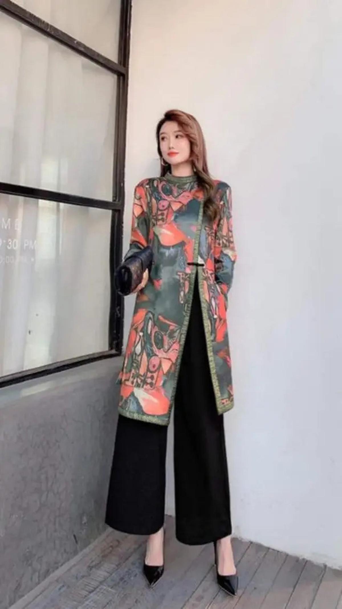Model Baju Batik Tunik Kantoran Terbaru untuk 2025, Fashionable dan Kekinian