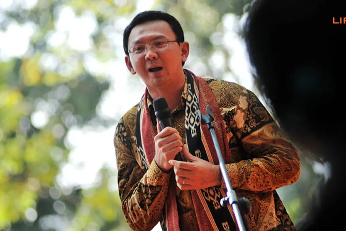 ahok-tak-setuju130826c.jpg