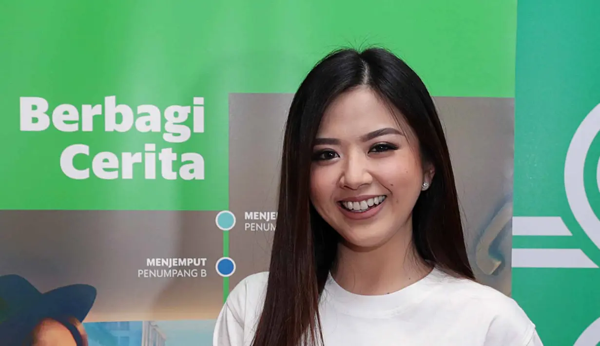 Berbagai komentar mengenai permainan yang dilakukan  secara jongkok lalu berdiri sambil menahan napas dan ditekan di bagian dadanya itu. Beberapa selebriti melihat skip challenge itu permainan bodoh. (Deki Prayoga/Bintang.com)
